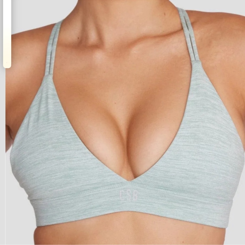Hey guys, I’m looking for the cropshop boutiques Stella crop
